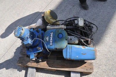 USED DEMAG CHAIN HOIST 1 TON
