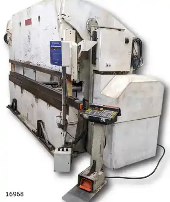 USED 1997 ACCURPRESS 717512