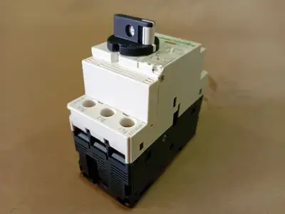 NEW SCHNEIDER ELECTRIC GV2P20