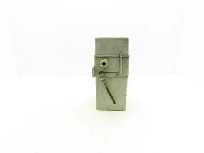 Showa LCB-4111C Lubricator Pump 0.1 L/min  1.2 Mpa 100VAC 2L Tank