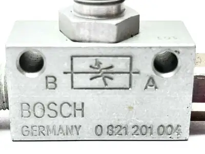 Used Bosch 0 821 201 004 Pump & Valve Parts Michigan US | Maverick Industrial Sales #1401803