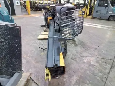 USED 2020 CROWN RMD6095S-32