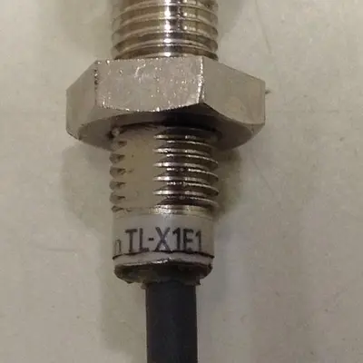 USED OMRON TL-X1E1