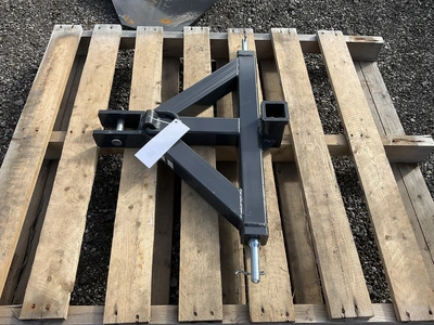 Used WOLVERINE TQH-26-01C TRAILER RECEIVER HITCH ADAPTER Hitches Michigan US | Miedema Asset Management Group #1487898