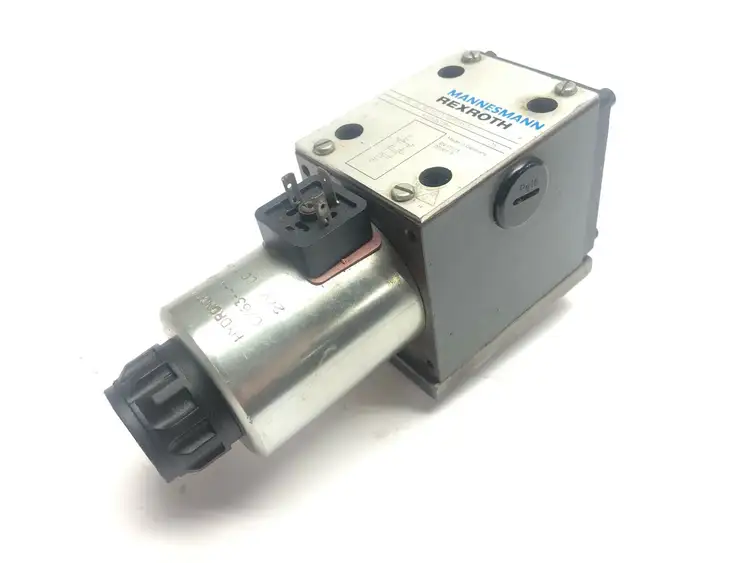 Used MANNESMANN REXROTH _UNKNOWN_ Valves/Fittings | Maverick Industrial Sales #1107599