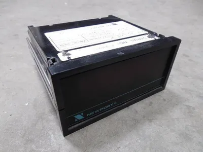 Newport Electronics 2002B-P Digital Process Meter Used