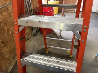 Used _UNKNOWN_ _UNKNOWN_ Ladders Indiana US | Miedema Asset Management Group #1414795