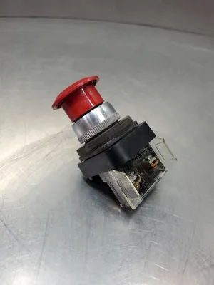Allen Bradley 800T-FXA5/B Emergency E-Stop Pushbutton Switch. 4C-33