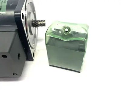 Used Oriental Motor Induction Motor, 400W 1/4HP, Pinion Shaft w/ Capacitor A.C. Motors Michigan US | Maverick Industrial Sales #1395302