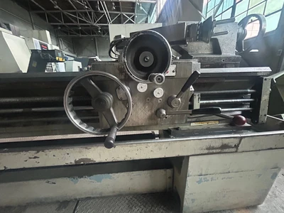Clausing Colchester 17″ x 80″ Manual Engine Lathe