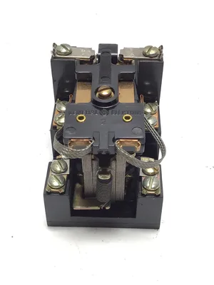 General Electric CR2790E100A2 General Purpose Relay 10 Amp