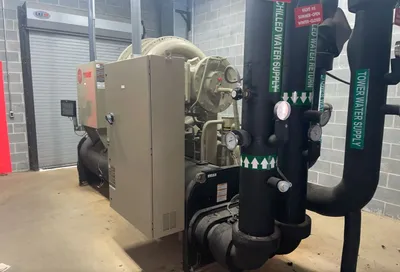 2012 TRANE CVHE320 Chillers | Perry Equipment (3)