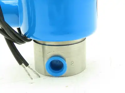 Honeywell Skinner 701X11D2A Solenoid Valve 2-Way NC 24VDC 50 PSI 1/4" NPT