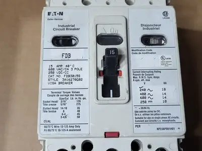 Used EATON CUTLER-HAMMER FDB3015S Switchgears British Columbia CA | Lenmark #477717