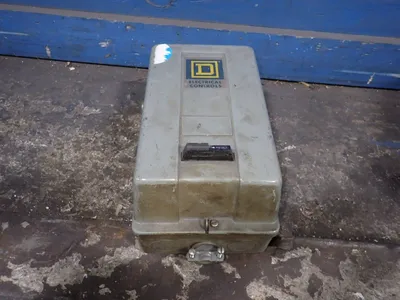 USED SQUARE D SC6 3