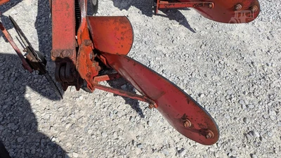 USED MASSEY FERGUSON 345
