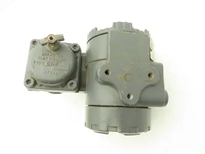 Fisher Rosemount 846 Current to Pressure Transducer 3-15PSI XP Haz Loc