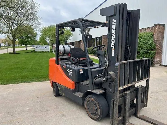 Used 2016 DOOSAN GC40S-5 Liquid Propane Forklifts Illinois US | Somerset Equipment Sales #1546268