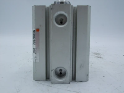 USED SMC NCDQ2B32-25D