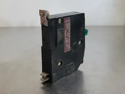 USED SQUARE D QOB120