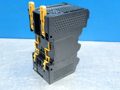 USED OMRON NXECC203