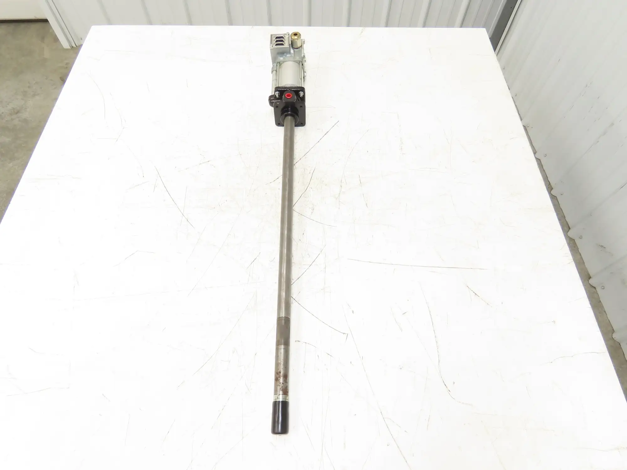 Lincoln 082050 Pneumatic 50:1 Grease Pump 120Lb Drum 150psi Air Motor Ser J