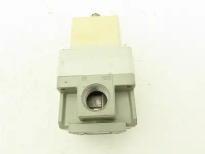 SMC ITV3030-04N4L4 3000 Size Electro-Pneumatic Regulator 24VDC 1/2" NPT