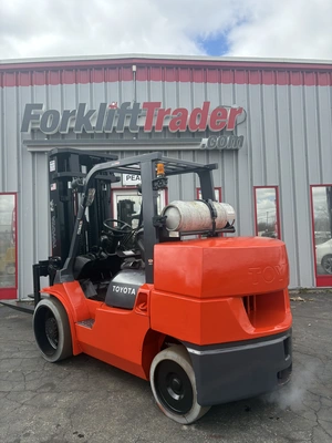 USED 2011 TOYOTA 7FGCU70