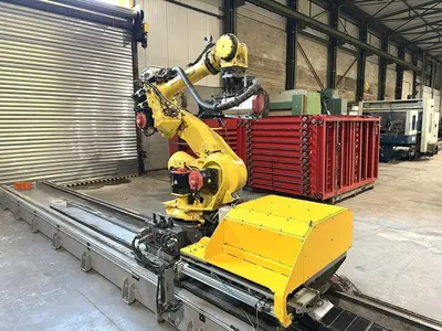 USED FANUC MILLING ROBOT X: 10 500 / Y: 3045 / Z: 3500 MM CNC