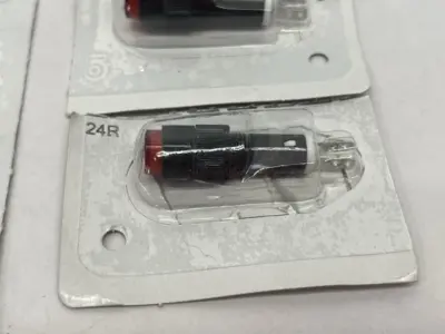 New | in-Stock IDEC Red Pilot Light Indicator LOT OF 13 Light Source Equipment Michigan US | Maverick Industrial Sales #1390998