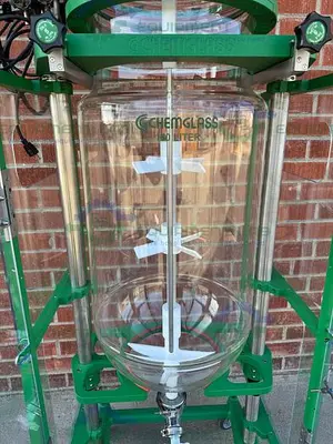 USED CHEMGLASS 150 LITER GLASS REACTOR W/ CHEMGLASS DIGITAL OVERHEAD STIRRER