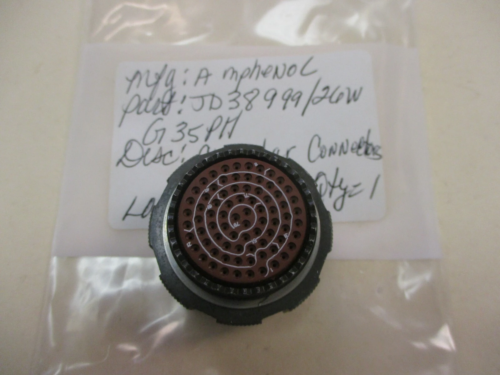 NEW Amphenol JD38999/26WG35PH