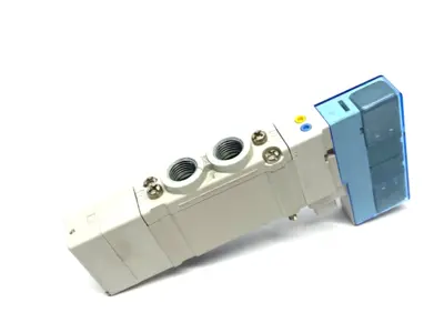 Used SMC Solenoid Valve 4/5-Port 0.2~0.7MPa Solenoid Valves Michigan US | Maverick Industrial Sales #1396923