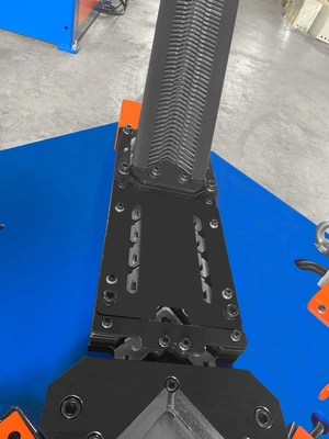 PROFAB TD-Matic Corner Machine