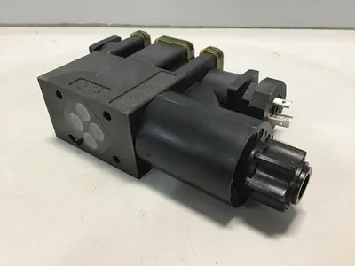 USED PARKER D1VW020BNJGG582