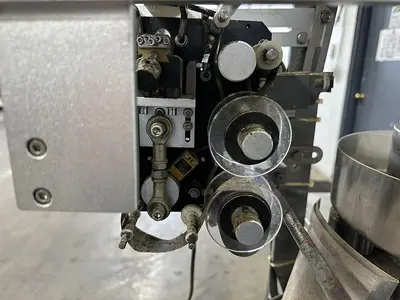 VFFS Sachet Machine with Cup Filler
