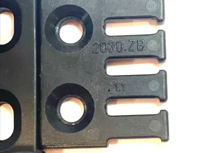 USED IGUS LOCKING MALE BRACKET