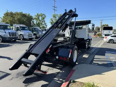 New | in-Stock 2024 MACK MD642R Hooklifts & Roll-Offs California US | Commerce Truck Equipment Sales #1548694