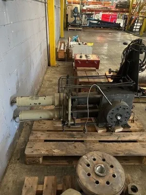 BRAND UNKNOWN 4.5" hydraulic screenchanger Extrusion Other, Screen Changers - Hydraulic | Mark One Machinery (1)