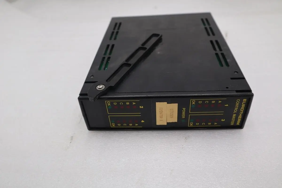 EUROTHERM ECMA2/FA119/AN2/PC2(V1D)/DP4(1111)/PC2(V1D)/(A0/119V040/0)/ STK 521-B
