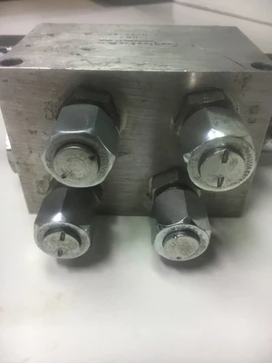 USED Sun Hydraulics 0JV7-A2