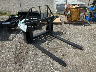 Used AGT SAII100 SKID STEER FORK ATTACHMENT Pallet Forks Michigan US | Miedema Asset Management Group #1342476