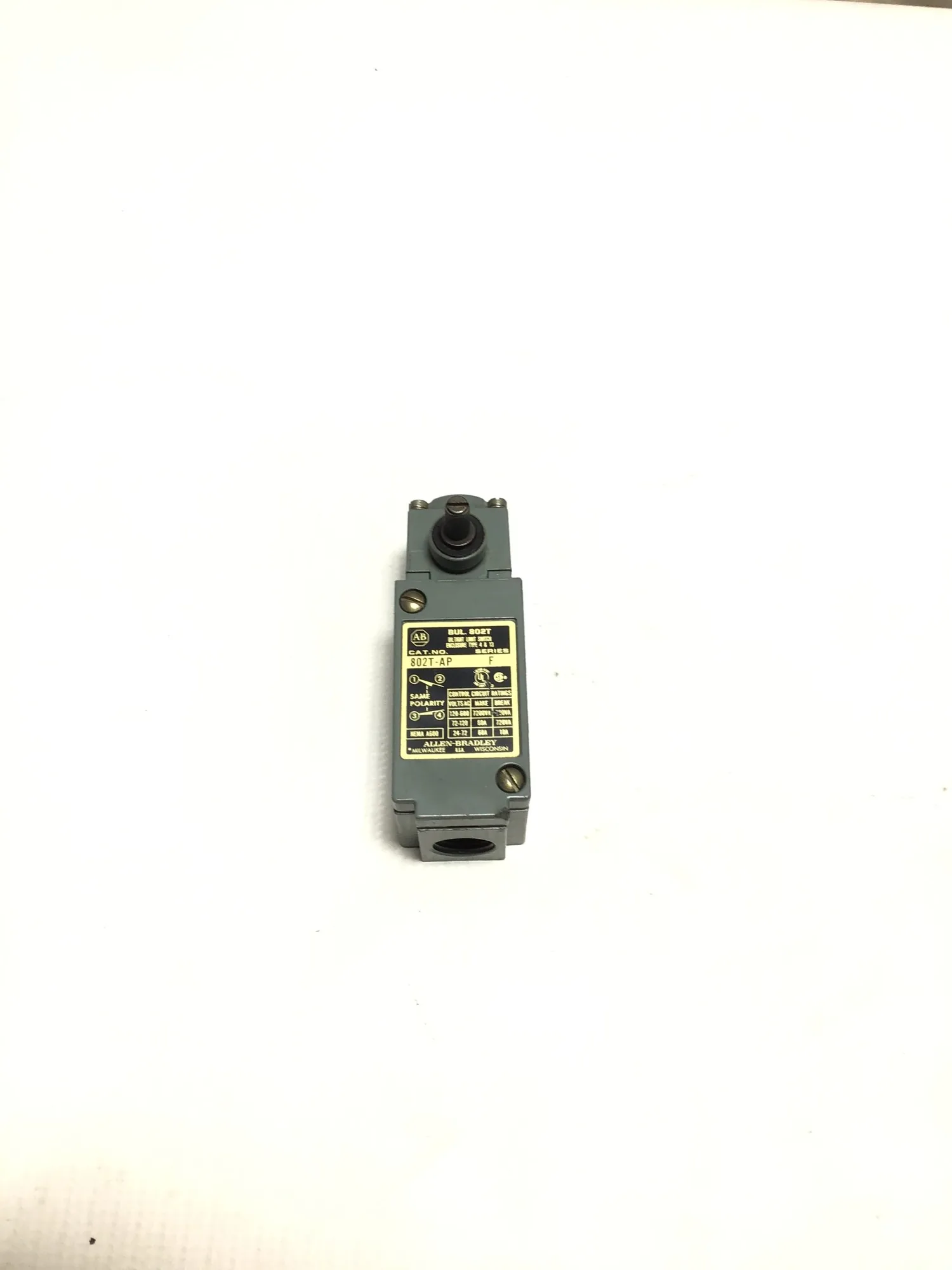 Allen-Bradley 802T-AP Oil Tight Limit Switch – Series F