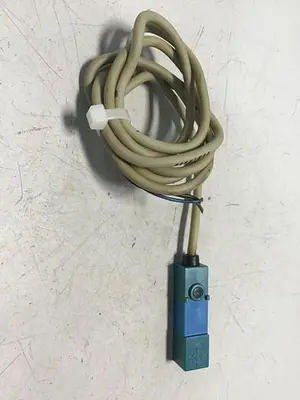 USED YAMATAKE FL2-4A6S