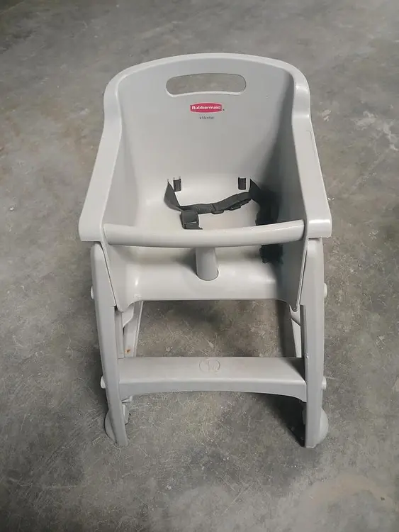 Used RUBBERMAID _UNKNOWN_ Restaurant Equipment (Miscellaneous) Tennessee US | BAKE Marketing #900298