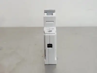 USED ALLEN-BRADLEY 1492-CB1 G050
