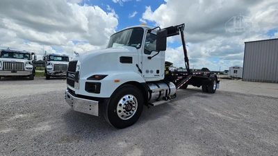 New | in-Stock 2027 MACK MD6 Rolloff Trucks Texas US | Roll Off Truck World #1491880
