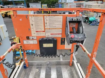 USED 2012 JLG 2646ES