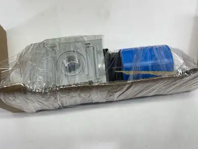 New | in-Stock Festo Modular Pressure Regulator 527663 Air Pressure Regulators Michigan US | Maverick Industrial Sales #1486207