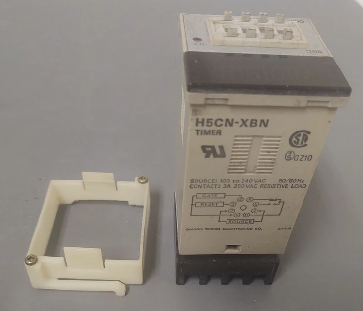 Used Omron H5CN-XBN Timers Kentucky US | Edwards Industrial Repair #974934